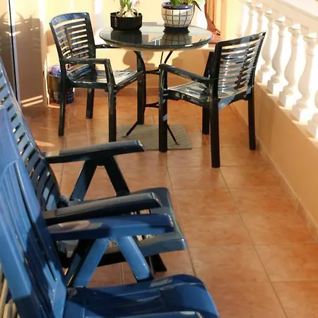 Ocean View Apartment *